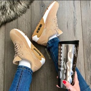 NWT🍦Nike Air Max 90 SE
